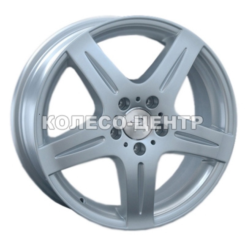 Mercedes (MR82)